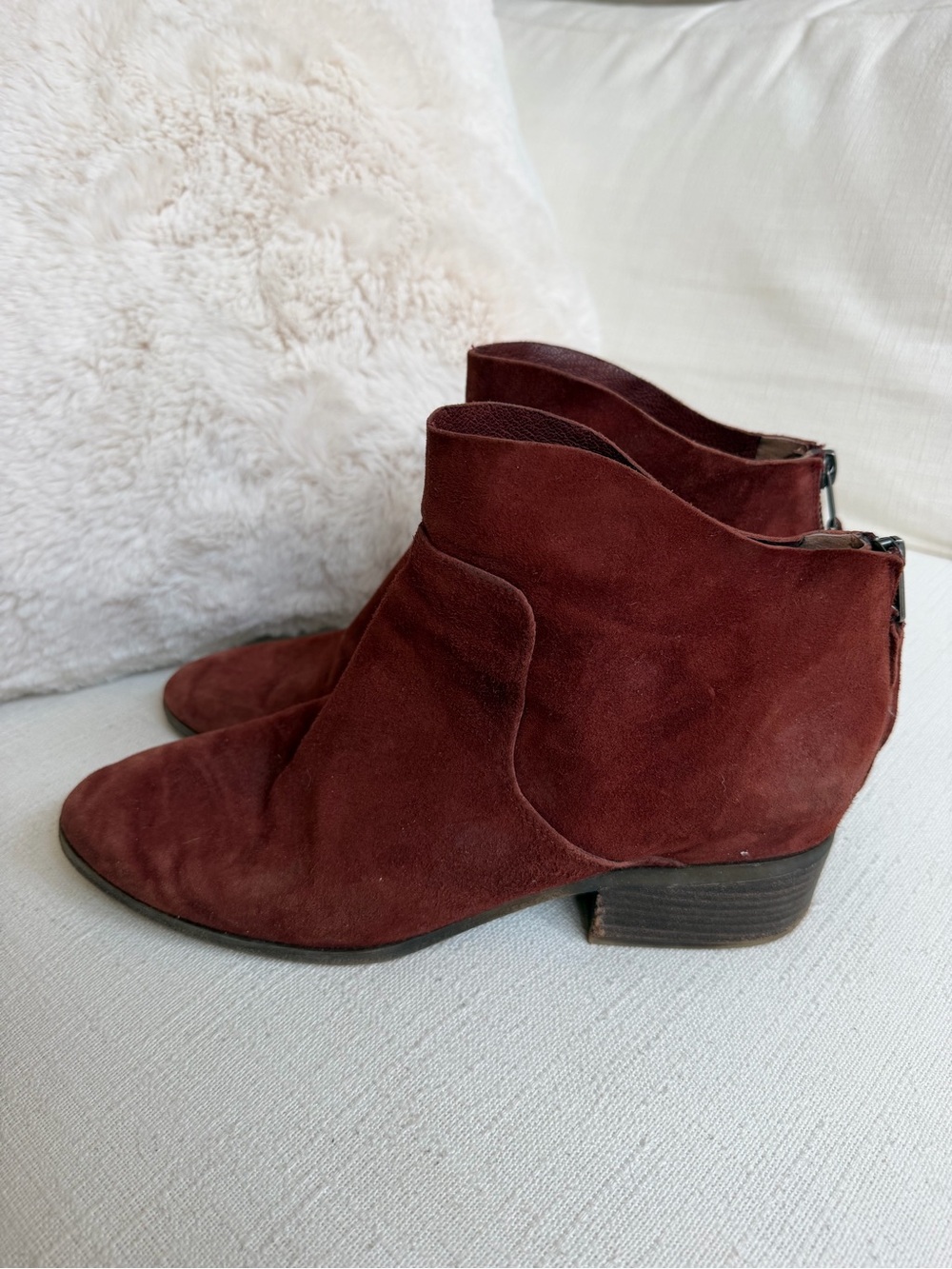 Lucky Brand Women's Suede Ankle Booties in Burgundy boots